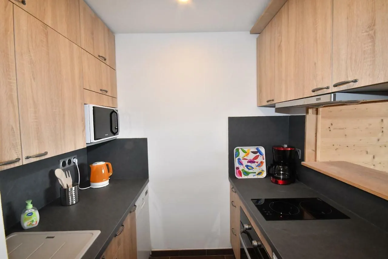 Appartement Le Lauranoure - 205 à Alpe dʼHuez 0*,